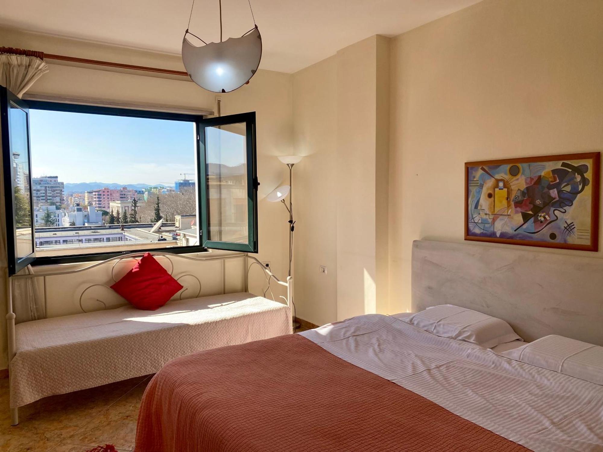 Rtsh Apartment Tirana Kültér fotó